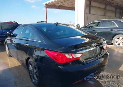 2011 Hyundai Sonata Limited z USA, uszkodzony, nr VIN 5NPEC4AC6BH022796